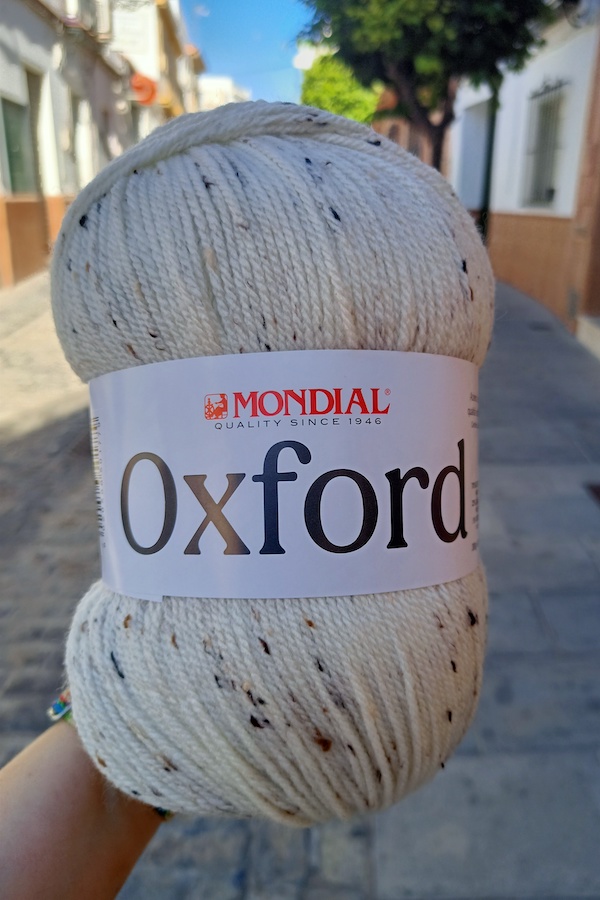 Mondial Oxford madeja lana tweed de 300 gr (630 metros) para agujas de 4,5 - 5,50mm de grosor. Mercería online en el Aljarafe. Tienda de hilos y lanas en Sevilla. Amigurumis. Agujas circulares knitpro